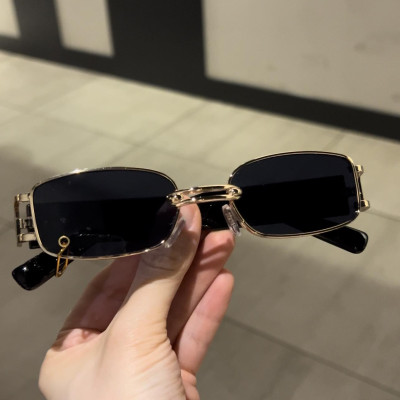 Kính râm khuyên nam nữ dáng form nhỏ cực chất