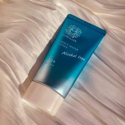 Kem Chống Nắng Giảm Nhờn Bóng Da Sunkiller Kissme Perfect Water Essence (50 G)