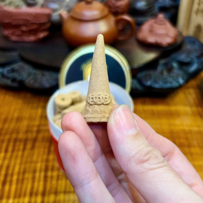 Nhang trầm NỤ dùng cho không gian rộng thoáng xông đốt tại nơi ở, văn phòng, kinh doanh buôn bán