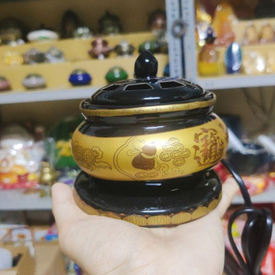 Lư xông trầm điện cao 11cm nhỏ gọn, chất liệu gốm sứ tráng men giao ngẫu nhiên