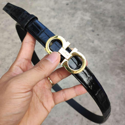 Dây nịt nữ Khóa xịn. Dây liền tấm da bụng cá sấu!