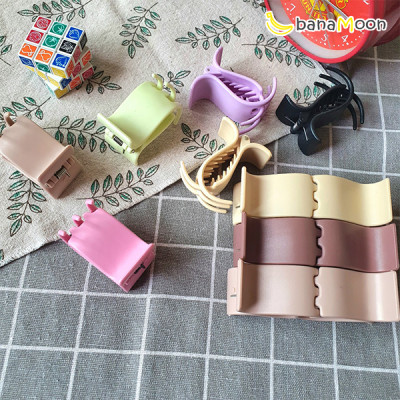 Kẹp tóc càng cua BanaMoon 5 răng nhám màu đen siêu bền PK22-3-001-1