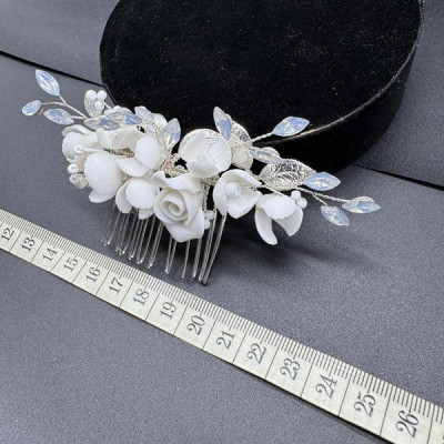 Cài tóc cô dâu hoa trắng đính đá mẫu mới t3/2024 SP2225574