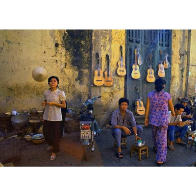 Đàn guitar classic DC350J thùng mỏng Duy Guitar Store gỗ Hồng đào solid âm thanh tốt bền đẹp