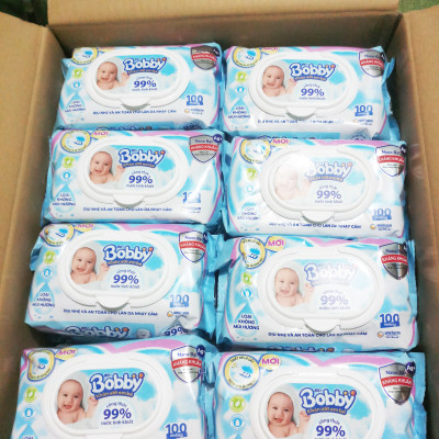 Combo Tiết Kiệm: Thùng 16 Gói Khăn Ướt Bobby Care Không Hương 100 Miếng/Gói tặng 15 khẩu trang Unicharm Nhật Bản