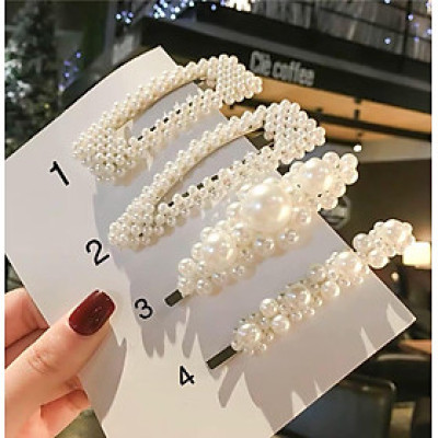 1 cái Kep Toc Ngoc Trai - giao mẫu ngẫu nhiên