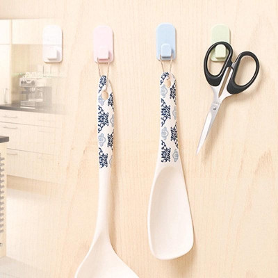 Móc Dán Tường Treo Điều Khiển Điều Hòa, Quạt, Tivi - Móc Treo Đa Năng Tiện Dụng, Gọn Gàng Cho Gia Đình, Nhiều Màu Lựa Chọn. TakyHome 4080