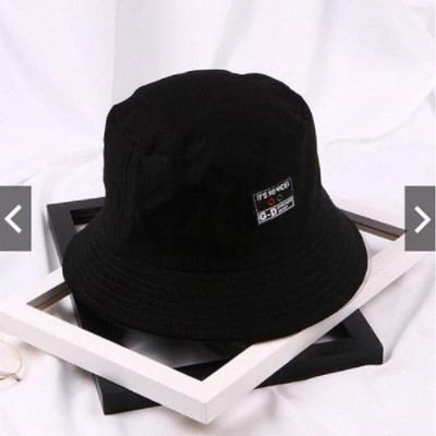 Nón Tai Bèo Bucket It