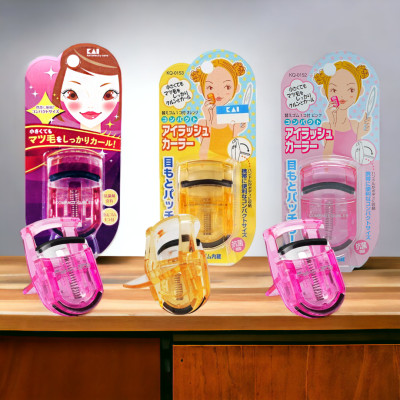 Uốn Cong Mi Thân Nhựa Kai Beauty Care 52322 KQ-0153 (Màu Vàng)