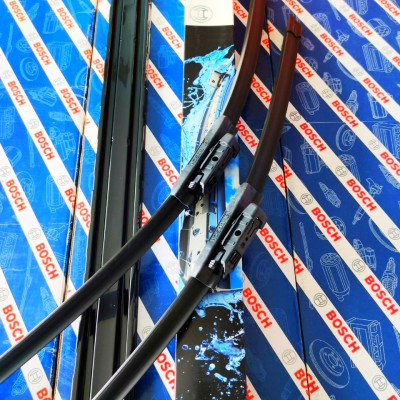 BỘ GẠT MƯA BOSCH AEROTWIN EURO SET LEXUS RX350 RX450H (2016-2021) ACURA MDX 3.7 (2011-2016) - 21X26 (7215)