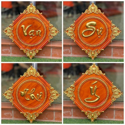 Tranh tranh treo tường khắc chữ vạn sự như ý ,bằng gỗ hương đỏ kt mặt vuông 45cm