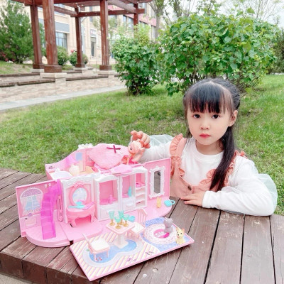 Ngôi Nhà Búp Bê Thiết Kế Dạng Túi Xách Kèm 2 Búp Bê, Đồ Chơi Búp Bê Dễ Thương Cho Bé