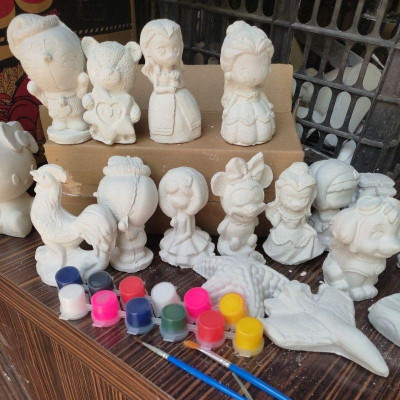 combo 10 tượng tô màu thạch cao kèm màu cọ