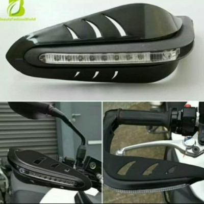 BỘ 2 CÁI ĐẦU GÙ CHỐNG ĐỔ BẢO VỆ TAY LÁI XE HƠI CÓ ĐÈN LED XIN NHAN TRANG TRÍ CỰC ĐẸP