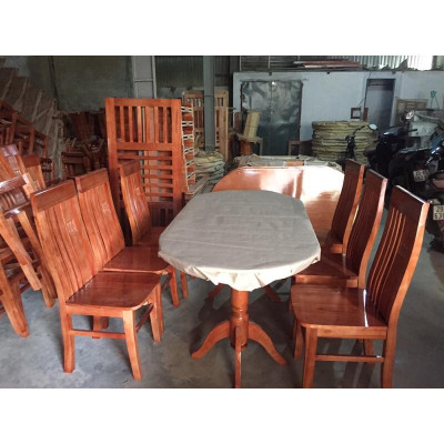 bàn ăn giá xưởng