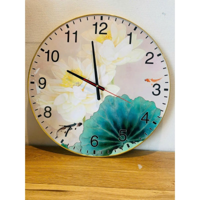 (CÓ ẢNH THẬT)Tranh đồng hồ tròn hoa sen trắng bo viền vàng mặt mica sáng bóng kèm pin và đinh treo