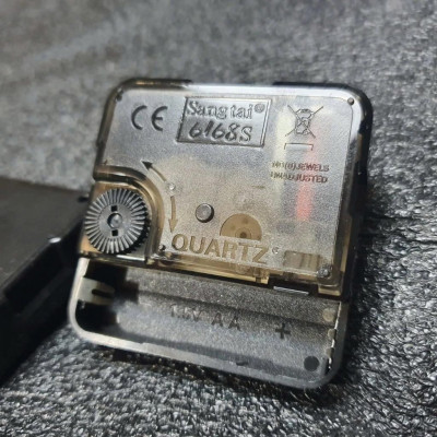 Máy Đồng Hồ Treo Tường Silent Quartz 6168s – Siêu Chính Xác ±03 Giây/Tháng – Trục 11mm