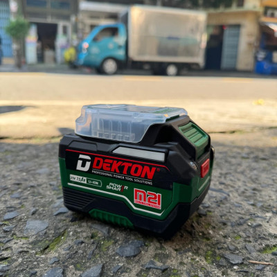 COMBO 1 PIN 7.5Ah DEKTON M21-B7500PLUS TẶNG 1 SẠC M21-S40PLUS DEKTON - KM_T8 -HÀNG CHÍNH HÃNG