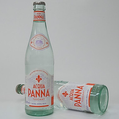 NƯỚC KHOÁNG THIÊN NHIÊN KHÔNG GA ACQUA PANNA (chai thủy tinh)