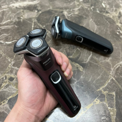 Máy cạo râu khô và ướt cao cấp thương hiệu Philips SkinIQ S5831/01 và S5832/01 - Hàng Nhập Khẩu