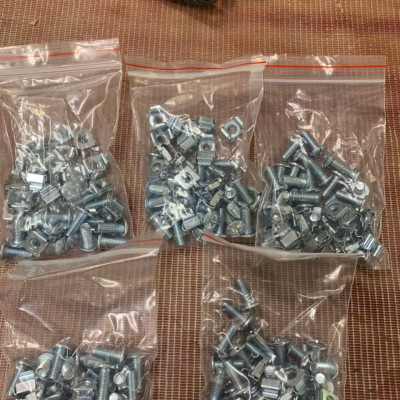 Combo 20 Bộ Ốc Cài Tủ Rack M6 Phụ Kiện Lắp Đặt Thiết Bị Mạng hàng chính hãng