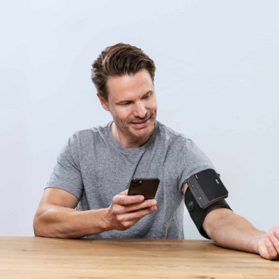 Máy đo huyết áp Beurer BM 81 easyLock Hàng chính hãng