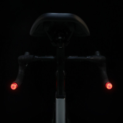 Đèn LED Gắn Lỗ Ống Tay Lái Xe Đạp BT-0601 cho đường kính lỗ 15-23mm Sạc Type-C 6 Màu Mai Lee An Toàn Ban Đêm - Mai Lee