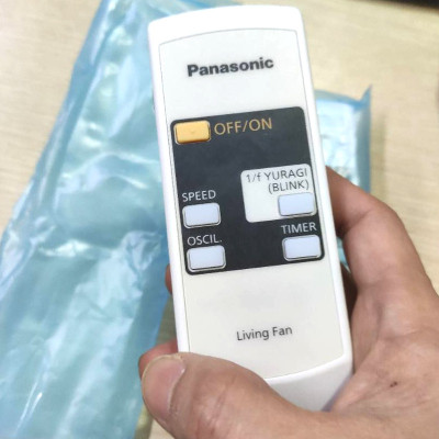 Điều khiển quạt cây Panasonic F409 chính hàng (tặng kèm 2 PIn) - Hàng chính hãng