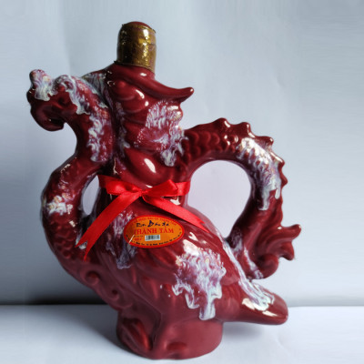 Đặc Sản Bình Định - Rượu Bàu Đá Thành Tâm Thuyền Chim (Màu hồng) 700ml - OCOP 3 Sao