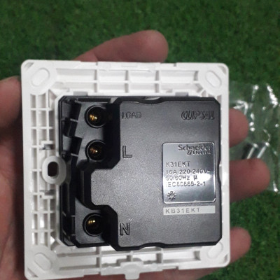 KB31EKT - Thẻ chìa khóa khách sạn Vivace, 16A, 240V, nhôm bạc