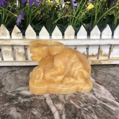 Tượng con trâu giáp phong thủy đá ngọc hoàng long đặt bàn làm việc - Dài 11 cm