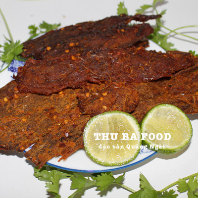 Quà Tết 2023 sang trọng, cao cấp. Thịt bò khô Thu Ba Quảng Ngãi 250gr dạng lát