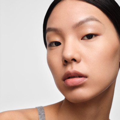 Son dưỡng môi Prada Balm Lip Optimizing Care U000_UNIVERSAL 3.8g