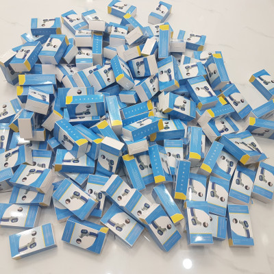 Nhiệt kế điện tử đo trán Flus IR-805B (32 tới 42 °C)