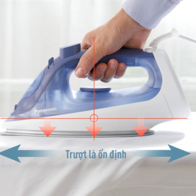 [Hàng Chính Hãng] Bàn Ủi Hơi Nước Panasonic NI-S530 – 2400W, Đế phủ titan chống dính