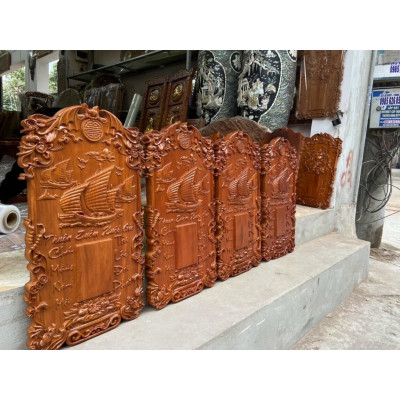 Đốc lịch lịch treo tường khắc thuận buồm xuôi gió bằng gỗ gõ đỏ kt 37×67×4cm