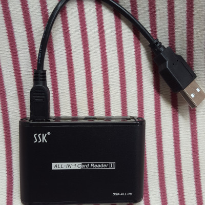 Đầu đọc thẻ nhớ All In One SSK Hộp Sắt (Đọc tất cả các loại thẻ) - Hàng Nhập Khẩu