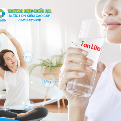 Nước uống ion kiềm thương hiệu i-on Life 450ml thùng 24 chai công nghệ Nhật bản khỏe ruột mát da