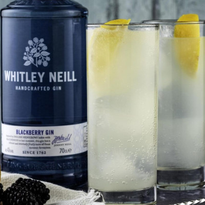 Rượu Whitley Neill Handcrafted Blackberry Gin 43% (700ml) - Không hộp