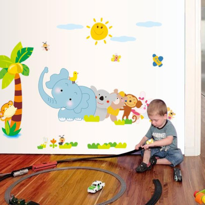 [ Size Lớn ] Decal dán tường kết hợp Đoàn tàu sở thủ và những người bạn AY9161+SK9011