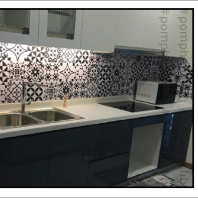 GIẤY DECAL BẾP HOA VĂN, DÁN TƯỜNG TRANG TRÍ, DÁN NHÀ BẾP (giao mầu ngẫu nhiên )