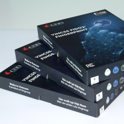 Khóa bảo mật VinCSS FiDO2® Fingerprint (NFC/Bluetooth/USB-C) - Multi Factor authentication (MFA) - Security Key and passkey - Chuẩn FIDO2 - Bảo vệ tài khoản online -  Hàng chính hãng