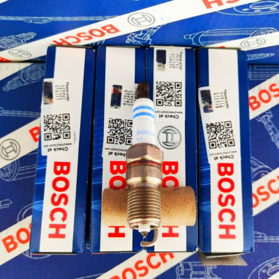 Bugi Bosch Chân Côn Ngắn (Double Platinum) Ford Escape Mondeo Focus (04-11) Mazda 6 (02-08) - HR7KPP33+