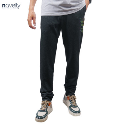 Quần jogger nam Novelty Regular fit họa tiết in phản quang Xám malange NQGMMDMT3R230836Q