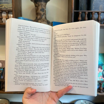 Sách - Time Out of Joint by Philip K. Dick/ Tiểu thuyết tiếng Anh/ Sci-fi/ English