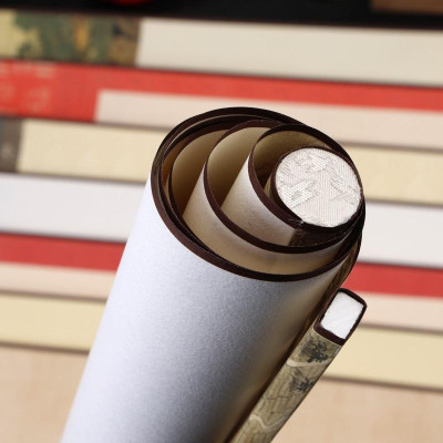 Liễn giấy bồi trục treo in viền hoa dùng để viết thư pháp