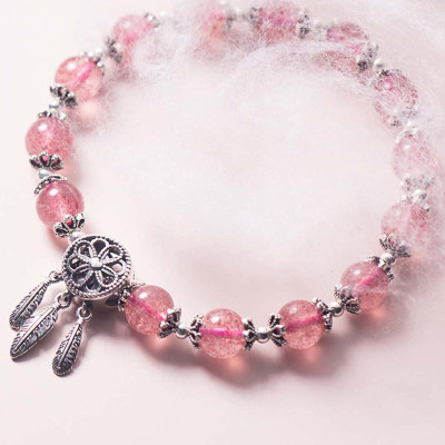 Vòng tay đá thạch anh dâu phối Dreamcatcher mệnh hỏa, thổ - Ngọc Quý Gemstones