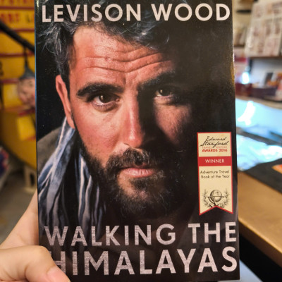 Sách - Walking the Himalayas by Levison Wood: An Adventure of Survival and Endurance