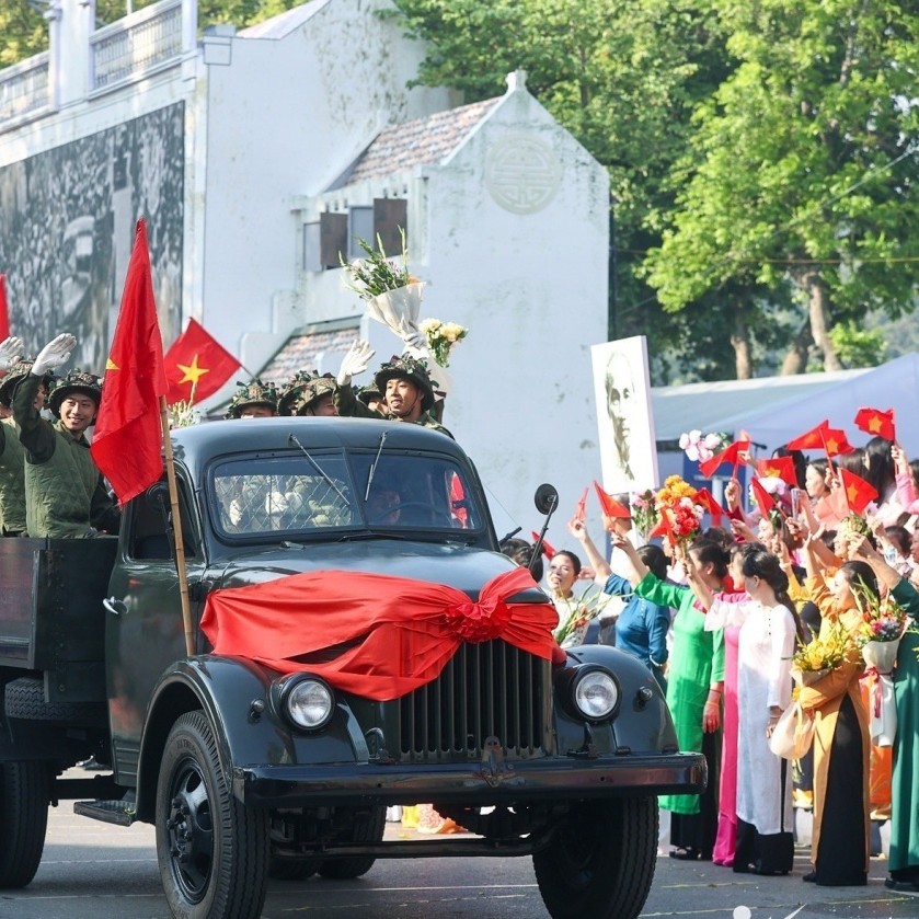 Hà Nội Phát Huy Truyền Thống Lịch Sử, Xứng Danh Thủ Đô Anh Hùng, Ngàn Năm Văn Hiến