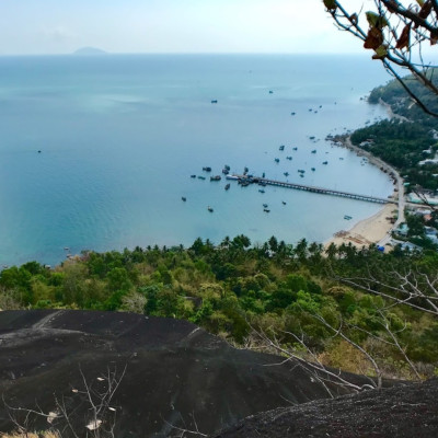 Đỉnh Ông Rồng Hòn Sơn: Thử thách Trekking Rồng Thiêng